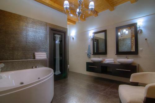Green Paradise Villa