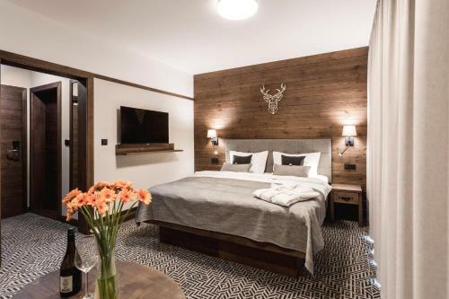 Hotel Arietes Marmont Resort