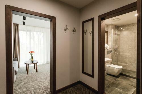Hotel Arietes Marmont Resort