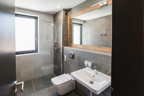 Hotel Arietes Marmont Resort