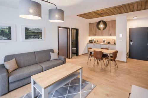 Hotel Arietes Marmont Resort