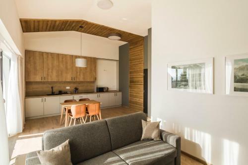 Hotel Arietes Marmont Resort