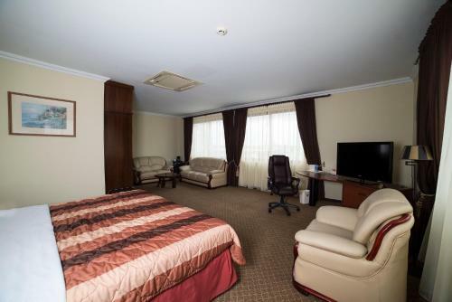 Elegance Hotel & Casino