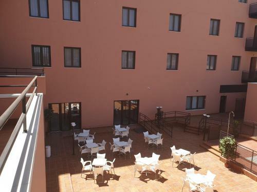 Afrit Sa "le Grand Hotel De Thies