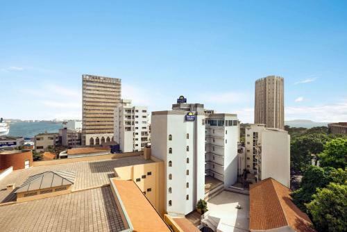 Days Hotel & Suites By Wyndham Dakar
