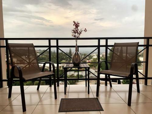 Beautiful Apartment, Terrace With Incredible View, 3 Bdr, Escalon, Exclusive, Secure