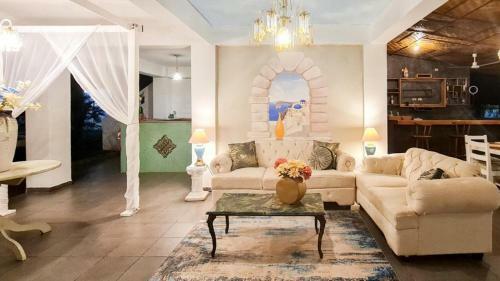 Santorini Village - Hotel Boutique