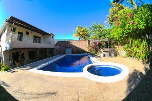 The Luxury Pool House