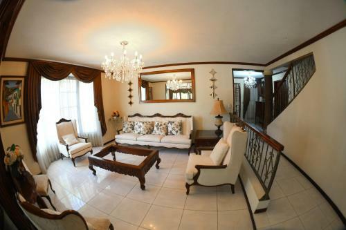 The Luxury Pool House