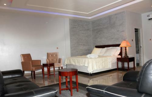 Hotel Ambassadors Annexe