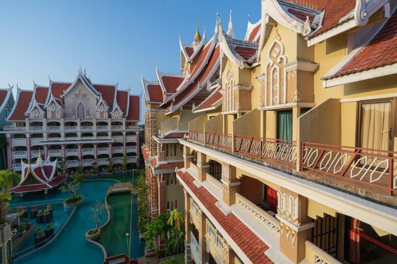 Hotel Aonang Ayodhaya Beach Resort