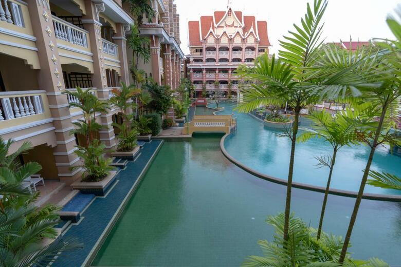 Hotel Aonang Ayodhaya Beach Resort