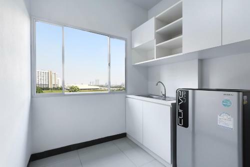 Hotel D Varee Xpress Fullroom 77 Srinakarin