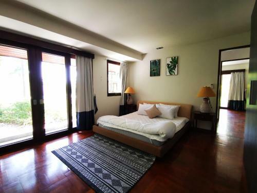 Villa Laguna Homes By Resava Group