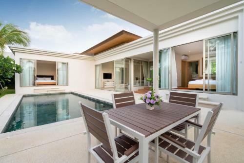 Trichada Pool Villa By Rents In Phuket