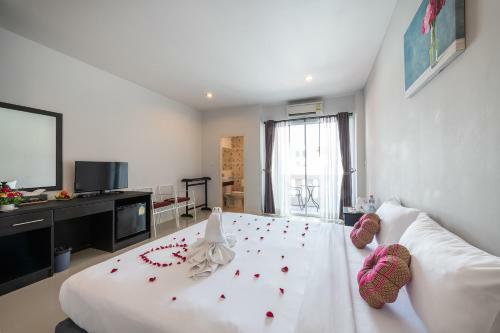 Hotel May House Karon Beach