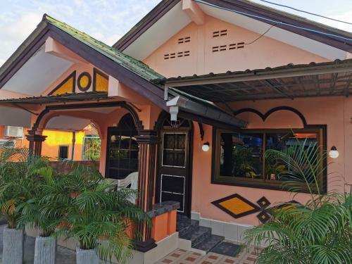 Bungalows By Karon Studio Apartment