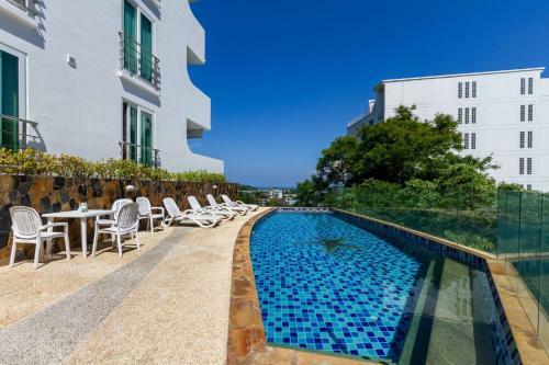 Ocean View 2 Br Apartment Kata Beach