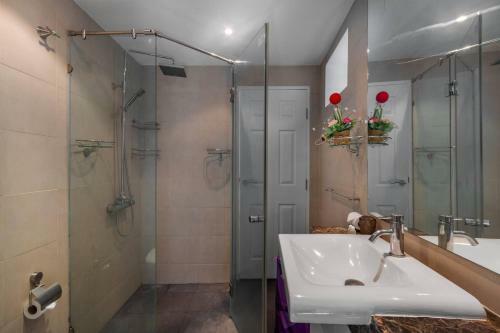 Ocean View 2 Br Apartment Kata Beach