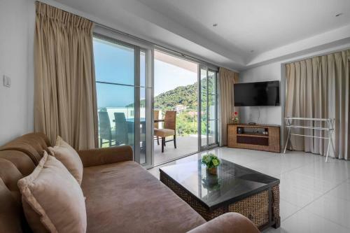 Ocean View 2 Br Apartment Kata Beach