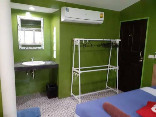 Hostal Bungalow At Maikhao