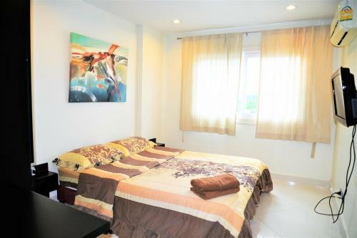 Park Lane Resort Pattaya 2 Bedroom Condo Fully Equiped