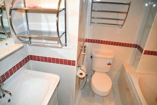 Apartamento Beach Condo Jomtien Pool View Large Modern 1 Bedroom + Kitchen