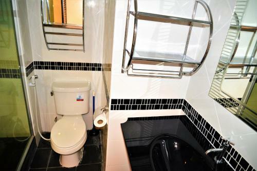 Apartamento Beach Condo Jomtien Pool View Large Modern 1 Bedroom + Kitchen