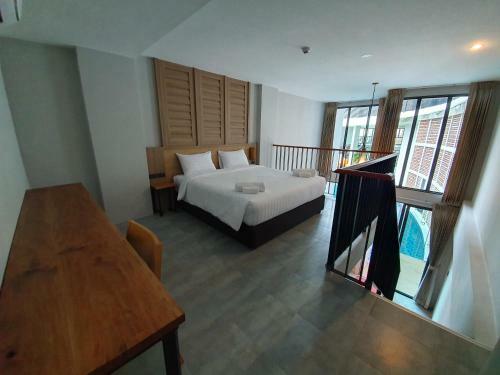 Atom Phuket Hotel