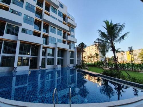 Atom Phuket Hotel