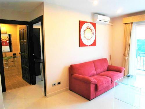 Park Lane Condominium Pattaya Free Shuttle Bus To Beach