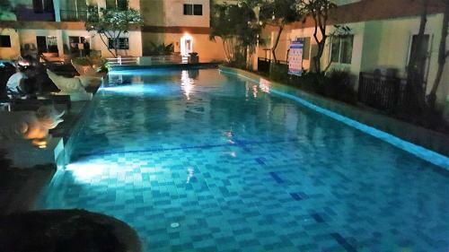 Park Lane Condominium Pattaya Free Shuttle Bus To Beach