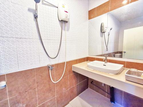 The Train Resort - Sauna & Spa