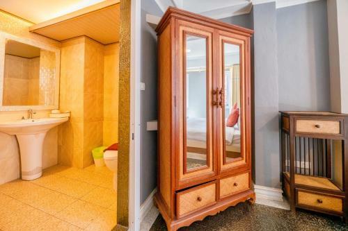 The Train Resort - Sauna & Spa