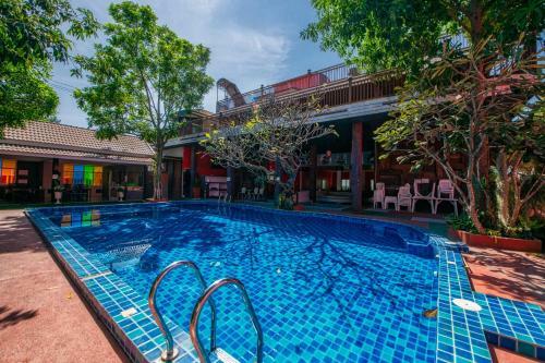 The Train Resort - Sauna & Spa