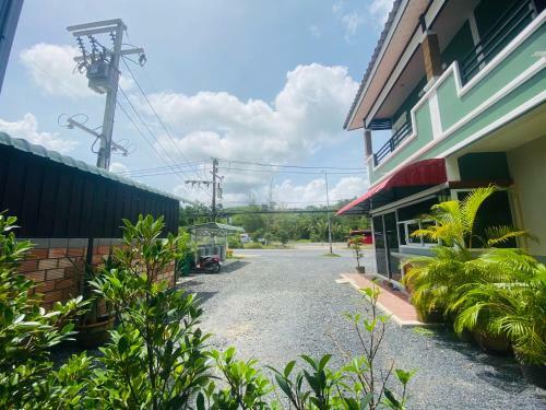 Hotel Suntalee Express