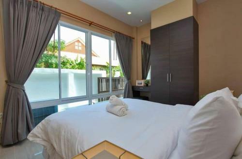 Superstar Pool Villa Pattaya