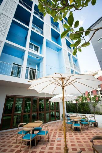 Deeprom Pattaya Hotel