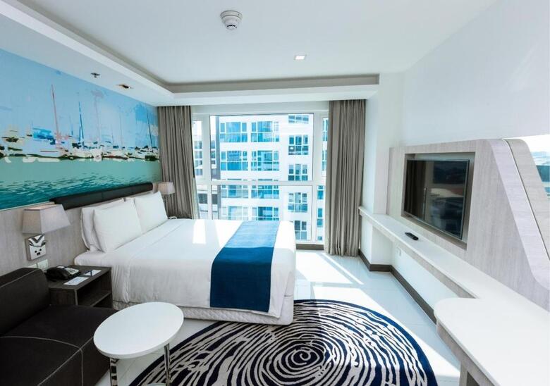 Holiday Inn Express Pattaya Central, An Ihg Hotel