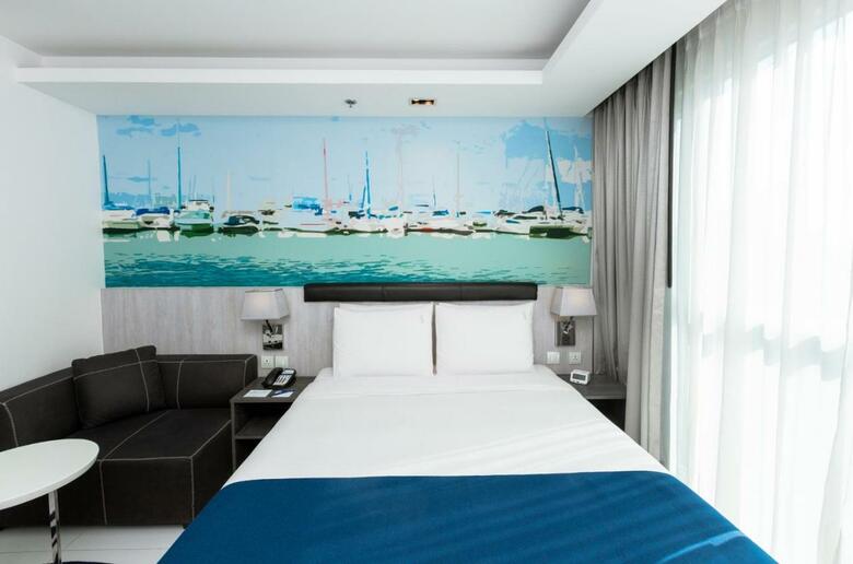 Holiday Inn Express Pattaya Central, An Ihg Hotel