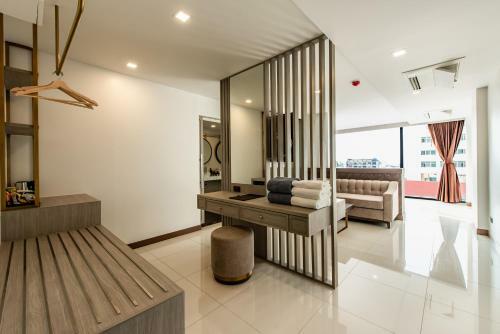 Blackwoods Hotel Pattaya