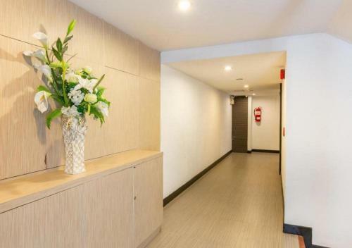 Hotel Punyapha - 5 Mins From Beach