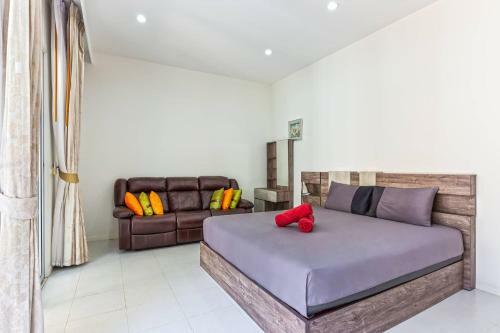 Stylish Aquamarine Villa 3 Br Rawai