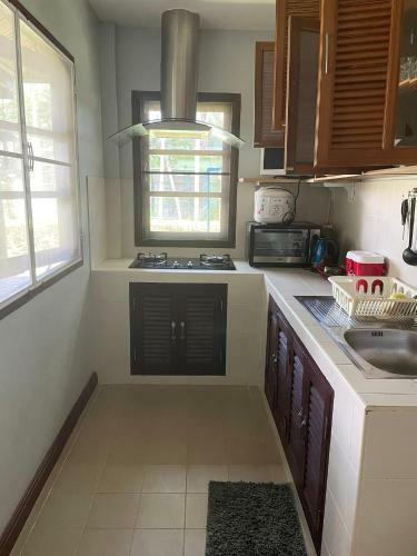 Leam Maephim Rockgarden Beach Resort