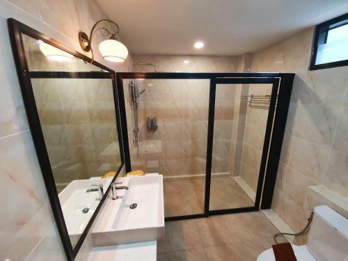 Usabai Riverside Boutique Hotel