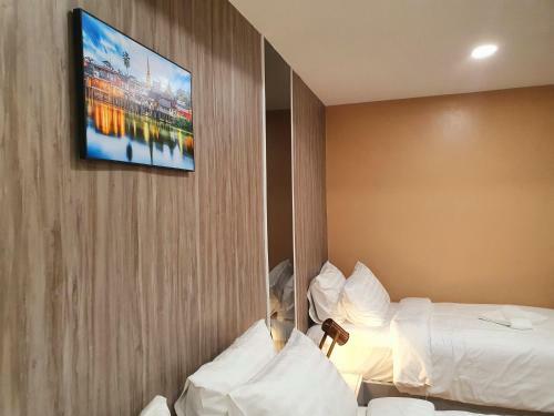 Usabai Riverside Boutique Hotel