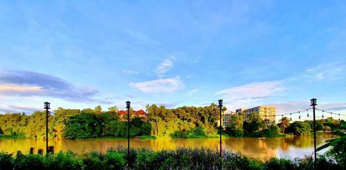 Usabai Riverside Boutique Hotel