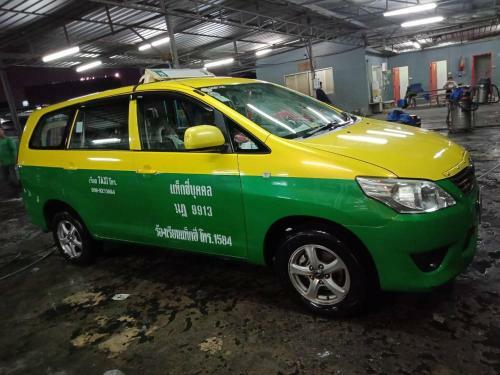 Hostal Airport Transfer Bangkok Apartment
