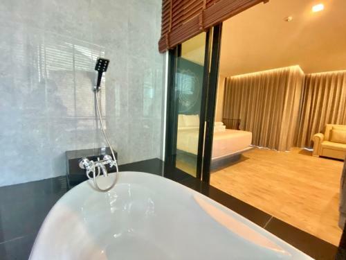 Elmas Cha Am Design Hotel