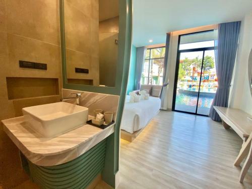 Elmas Cha Am Design Hotel